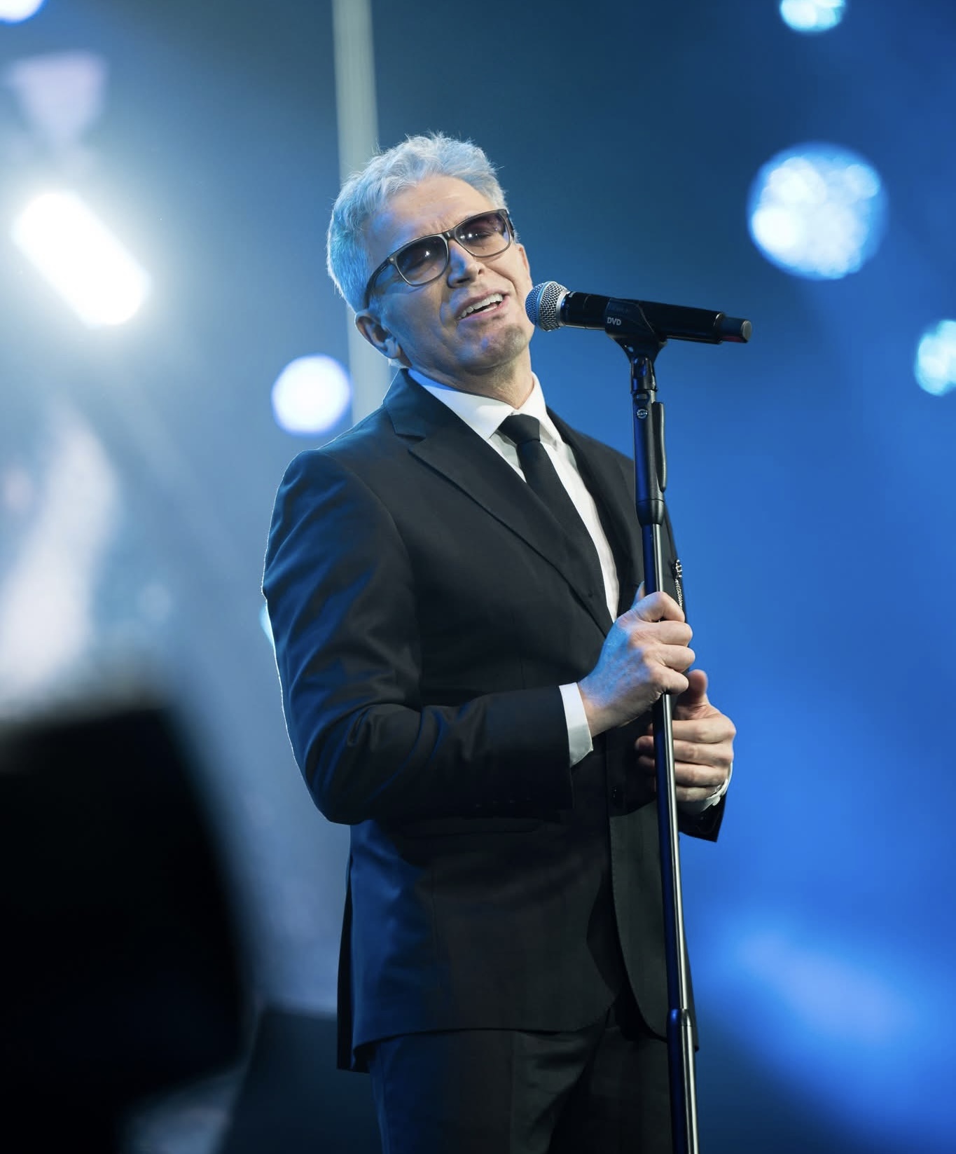 Зошто македонците не знаат да се облечат за настани!?